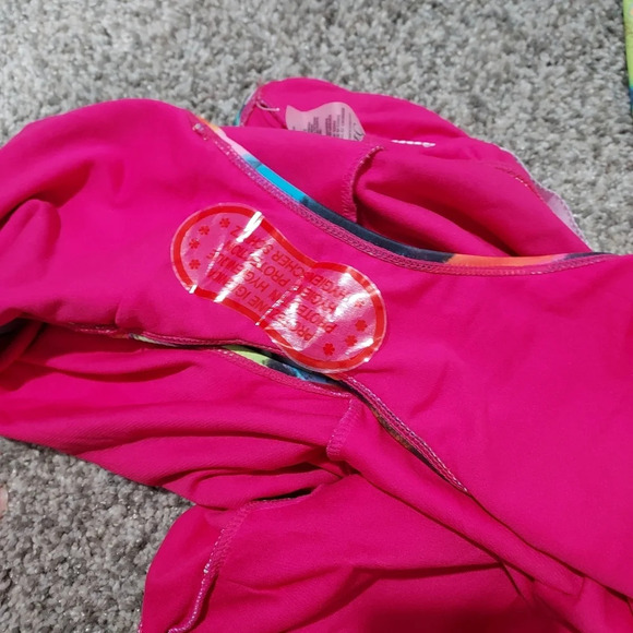 NWOT New York & Company Multicolored One Piece Tie Halter Swimsuit in Size XL - Picture 9 of 10